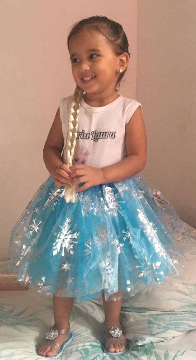 Nandafaarias01's tweet photo. A Frozen mais linda da mamãe ❄️😍 #Blocou🤪🎊🎉 https://t.co/K0ddxdxf75