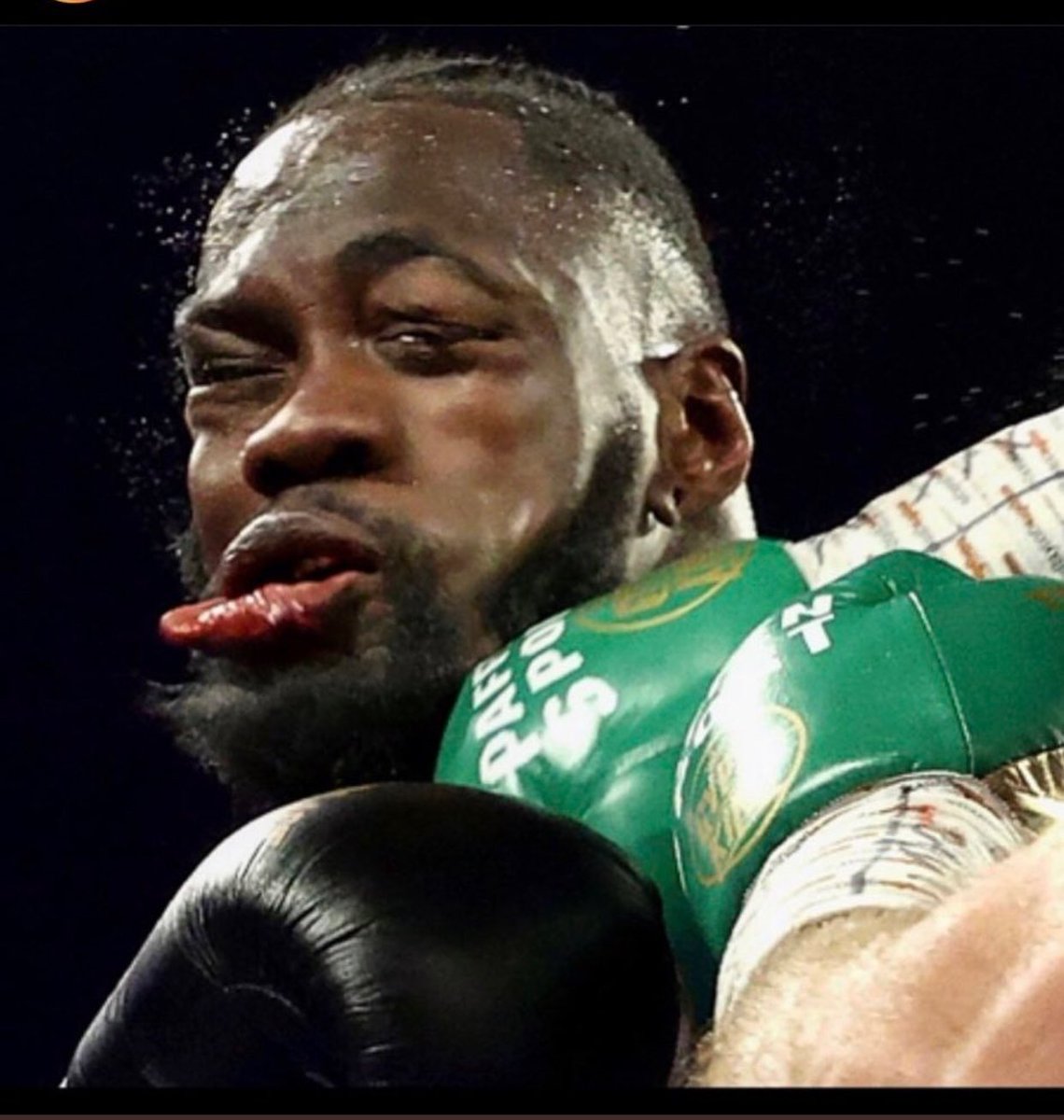 OutsidersBoxing's tweet photo. Down goes @BronzeBomber , @Tyson_Fury is the new HW Kingpin . We going live at 8pm Central @WillaThaKing @familyle1st @ShowtymeRC let’s talk about it .. (929)477-1277 https://t.co/ITiUaxEODZ https://t.co/gYQ6LJg6pj