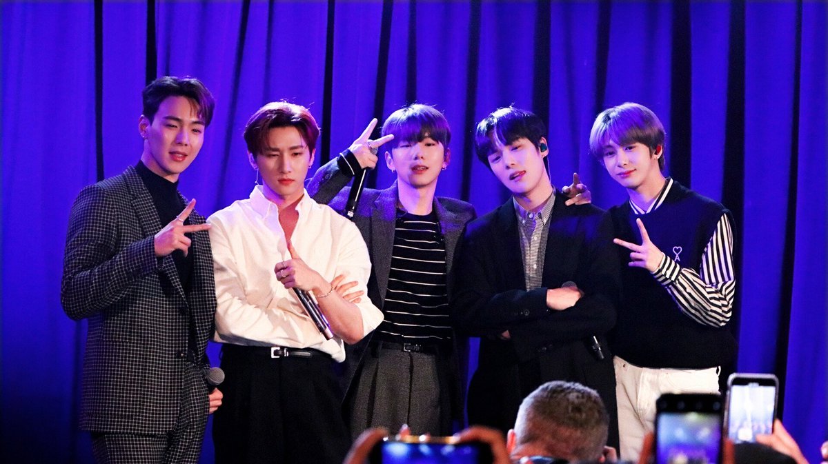 OfficialMONSTAX's tweet photo. [#MONSTA_X]
#MONSTAX in USA 🇺🇸
"ALL ABOUT LUV" Promotion
현장 이미지 공개 📸

#네이버 '#스타쉽 포스트'에서
지금 확인하세요 ✔️

#몬스타엑스 #AllAboutLuv

👉🏻 https://t.co/S5g3Wjh6Fx https://t.co/R8HPWAjbPT