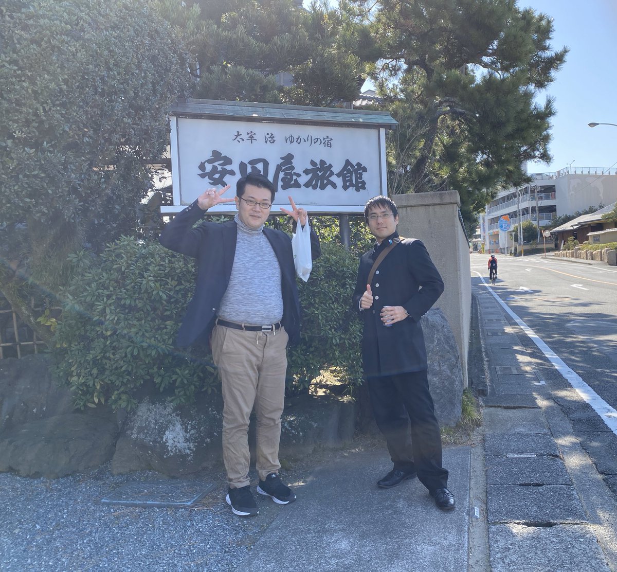 ラブライブ「ラブライブ!、沼津市内にある高海千歌ちゃんの実家なう。
沼津市議会議員の小澤さん」|大田区議会議員_おぎの稔/メタバース・議員系Vtuber 4月23日は大田区議会議員選挙の投票日ですのイラスト