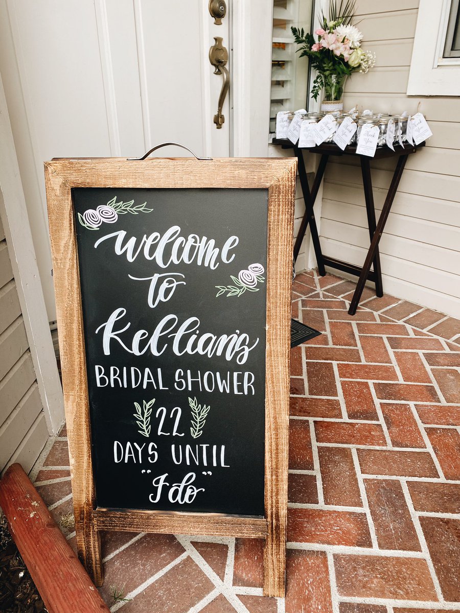 kell_bielanski's tweet image. bridal shower part one 👰🏽💍✨