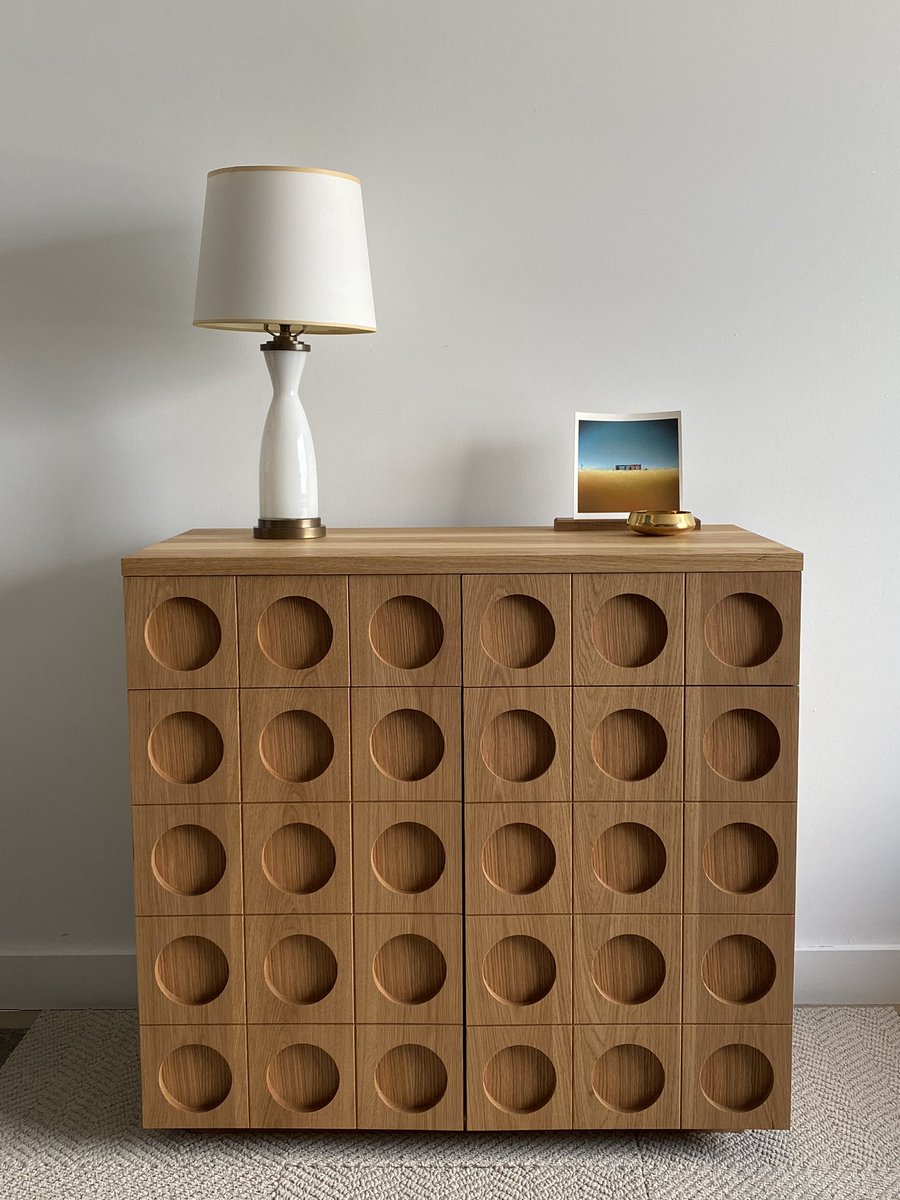 blackstardel's tweet photo. Built a #circlecabinet out of #whiteoak. #learnedalot #furnituremaker #customfurniture  #maker https://t.co/kyqODSxCQv