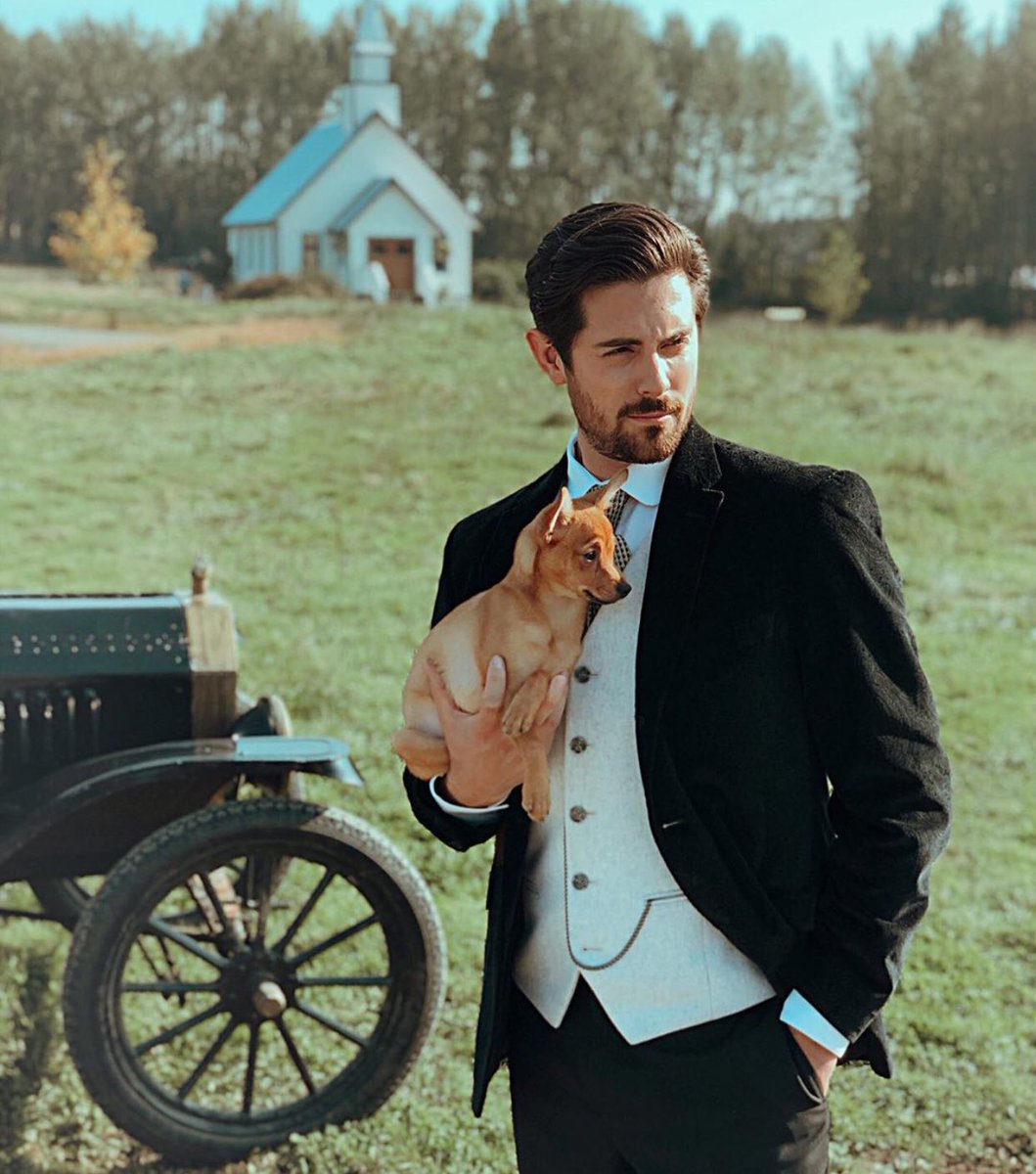 BehindHallmark's tweet image. A few #bts photos from #WhenCallsTheHeart courtesy of pictures cast. #Hearties what was your favorite part of tonight’s episode?
#BehindTheHallmark @AndreaKBrooks @paulgreenemedia @ChrisMcNally_ @kevin_mcGarry @WCTH_TV