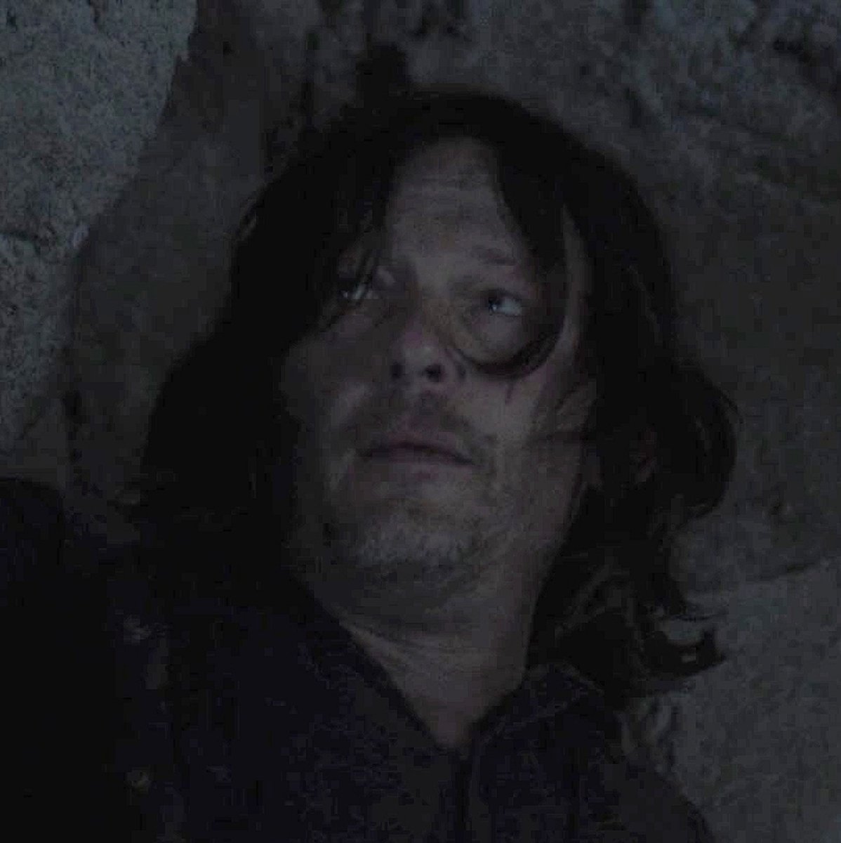 that vulnerability &amp; pain in his eyes... norman reedus can u stop making me cry #twd