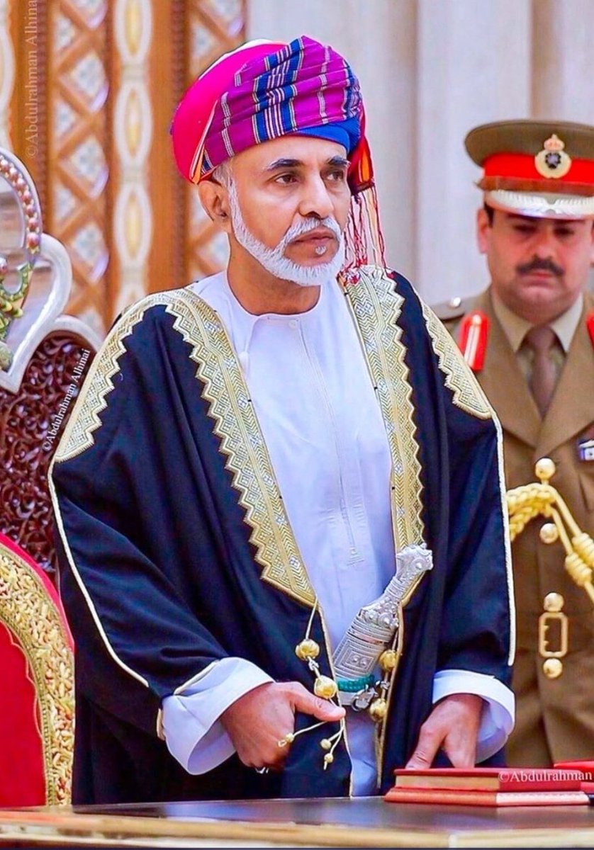 J_Y_K22's tweet photo. مبارك لكم هذا اليوم العظيم
شكرآ لكل معلم ومعلمة أدى الأمانة على أكمل وجه،،
ورحمة الله على #معلمنا الأول #اعزُ_الرجال_وانقاهم الذي ضرب أسمىٰ الأمثلة في رقي الإنسان وتحضره مؤمنا بأن التعليم من أجل بناء هذا الوطن ورفعته ورفعة شعبه الوفي💛
#رحمك_الله رحمة واسعه 
#يوم_المعلم https://t.co/Ct34X9yKHT
