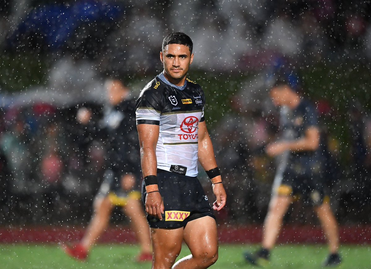 Featured image of post What Nationality Is Valentine Holmes / He began his career with the cronulla.
