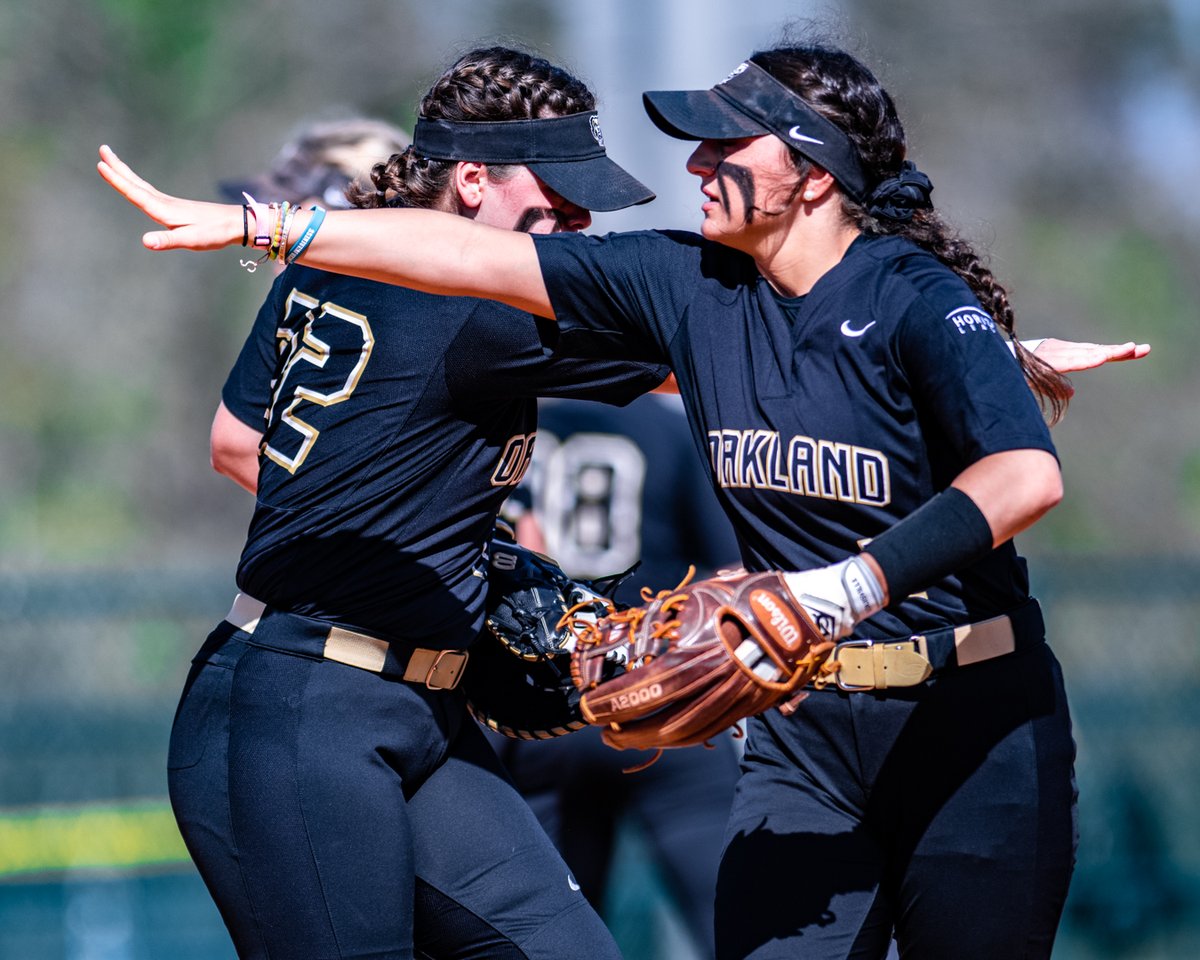 Oakland Softball tweet media