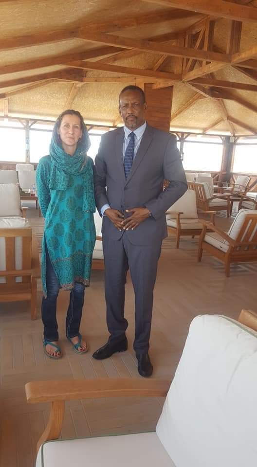 MinistryofPubl2's tweet photo. The Minister of Public Works Hon. Ahmed Mashruc has had collaborative  meeting with head of #IOM Somalia program in Baidoa. During the meeting, both officials discussed about the ongoing projects and the possiblity of expanding operations in South West. https://t.co/6PmgoAyem8