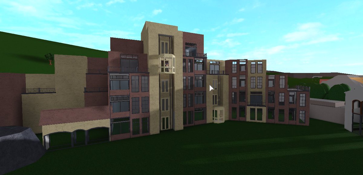 Bloxburg Theme Parks On Twitter Hotel And Resort Work In
