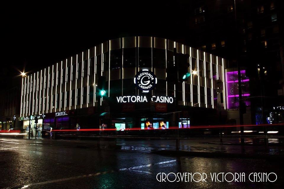 ThePokerRoomUK's tweet photo. Congratulations DCT &amp; CD, winners of The London DeepStack, deciding to split first two prizes.

#GrosvenorPoker
#thePokerRoomUK
#TheLondonDeepStack https://t.co/XVtanthToE