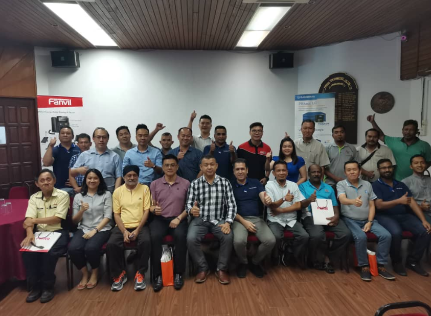 FanvilOfficial's tweet photo. Thanks all for attending the #Fanvil Distributor Training Meeting in Ipoh, #Malaysia! π
#IPPhone #Intercom #HotelPhone #DoorPhone
https://t.co/vcBXeAN2XY https://t.co/bzCoAyMVR6