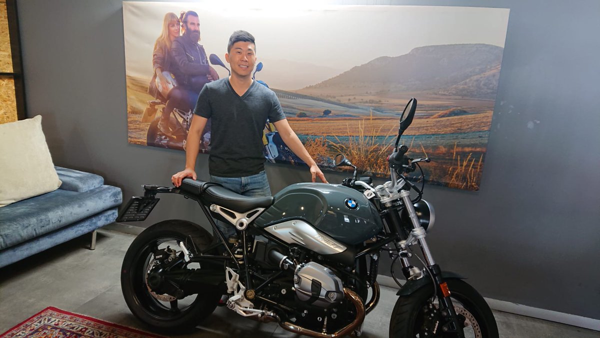 SandtonMotorrad's tweet photo. Congratulations Mr Sham on your new RnineT Pure.
Sold and delivered by Jacques. 
#BMW #Motorrad #BMWMotorrad https://t.co/1poLiiEjl1