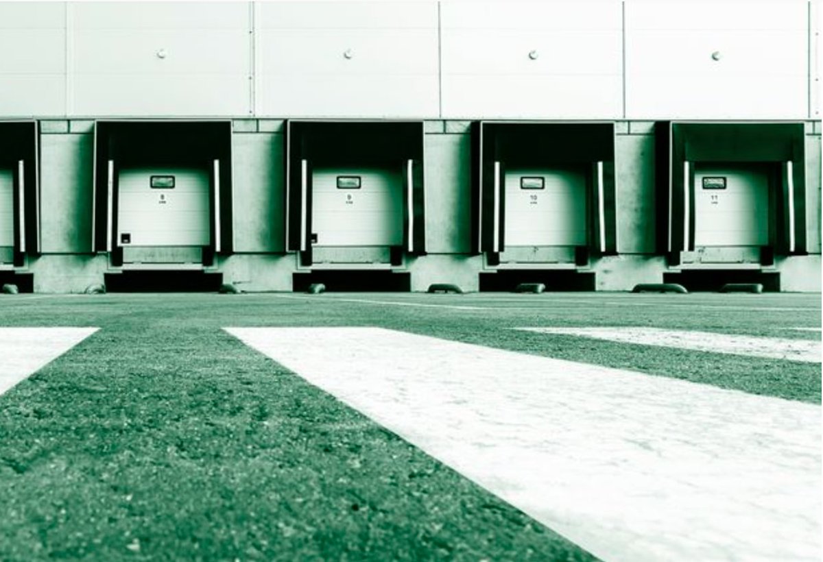 Logicor_UK's tweet photo. At Logicor we create long term relationships with our customers by working closely with them to ensure their facilities are optimised for their businesses. #TeamLogicor #LogicalSolutions #earlybiz #mondaymotivation https://t.co/NIt7UAxNQY https://t.co/kaP8KtxFNb