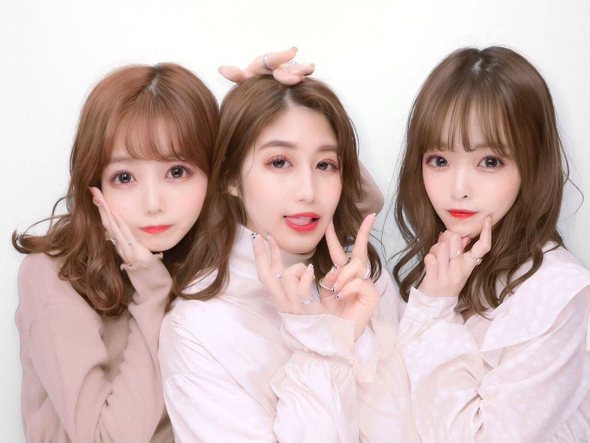 _yurieternal_'s tweet photo. プリクラたのし〜な〜撮らんけど普段 https://t.co/Q1vnO54hfW