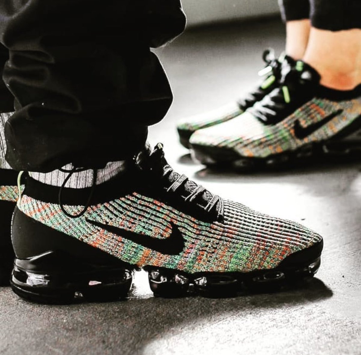 Nike Wmns Air Vapormax Flyknit 3 Sneakersnstuff