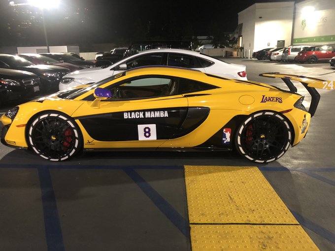 Just saw this beauty outside of the gym 💜💛  #RIPMamba https://t.co/aAigvs3sZ0<a href="/tag/ripmamba"class="tags">#RIPMamba</a>
