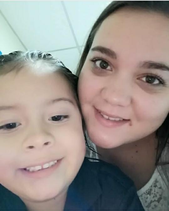 hurtado21_sofia's tweet photo. Solo ella, me llena de amor.
Hace que no me falte nada.
#AmordeMae https://t.co/mShcwrPtwT