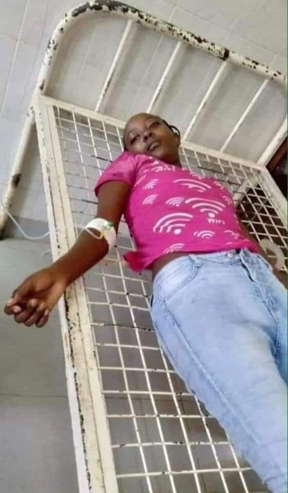 MobutuBenard's tweet photo. This is Homabay referral hospital. I wish I could show you the hospital toilets. Brothers and sisters pray for us. Huku tunaumia . Ni mungu tu. https://t.co/ZHXhFRX1hE