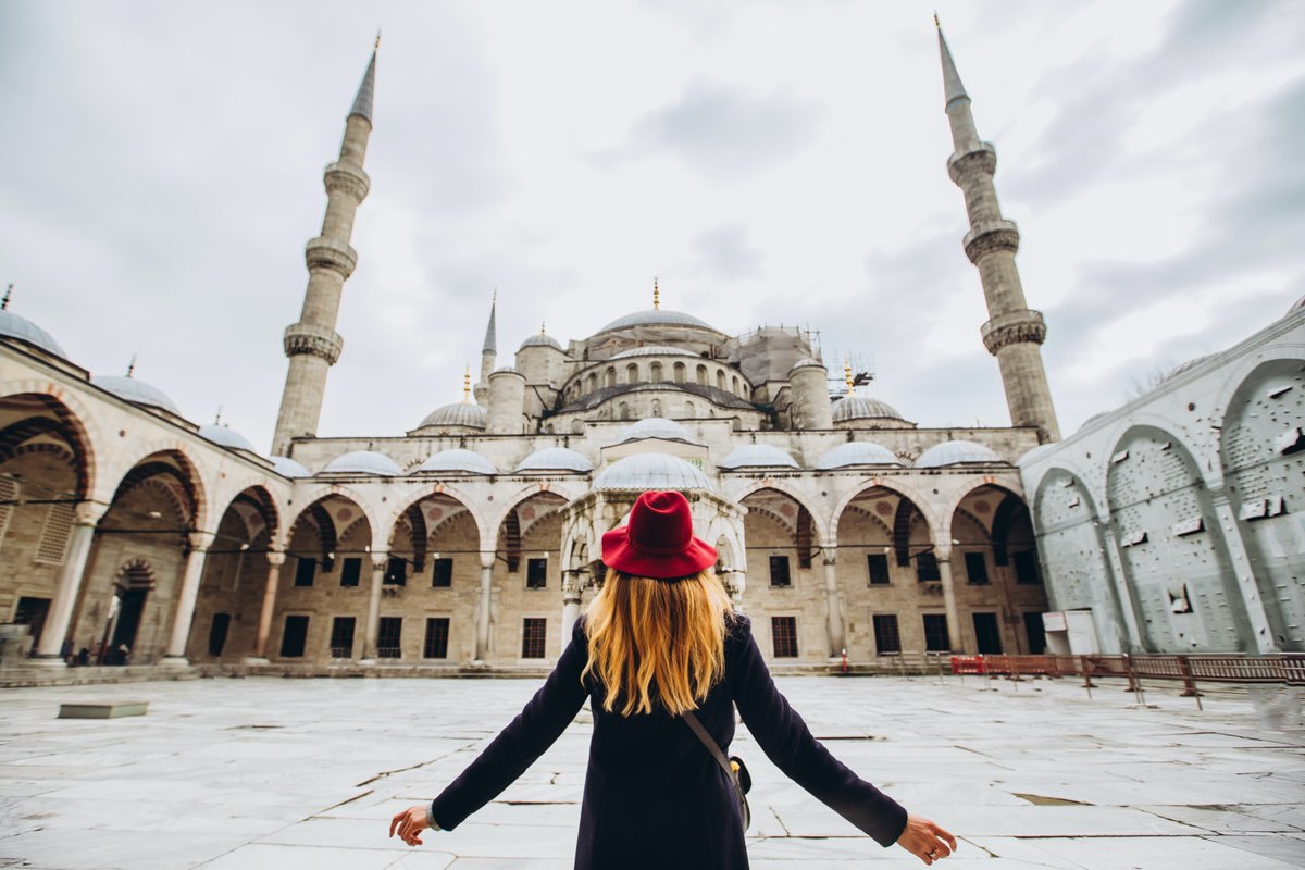 ExploreSeek's tweet photo. The Blue Mosque 🕌 🇹🇷
~
~
#holidays #travel #seek #explore #travelseekexplore #travelblogger #travelphotography #travelgram #vacation #vacay #wanderlust #wander #doyoutravel #travelmore #roamtheplanet #l4l #igdaily #f4f #turkeytour #turkey #istanbul https://t.co/DMp0Yz4lId