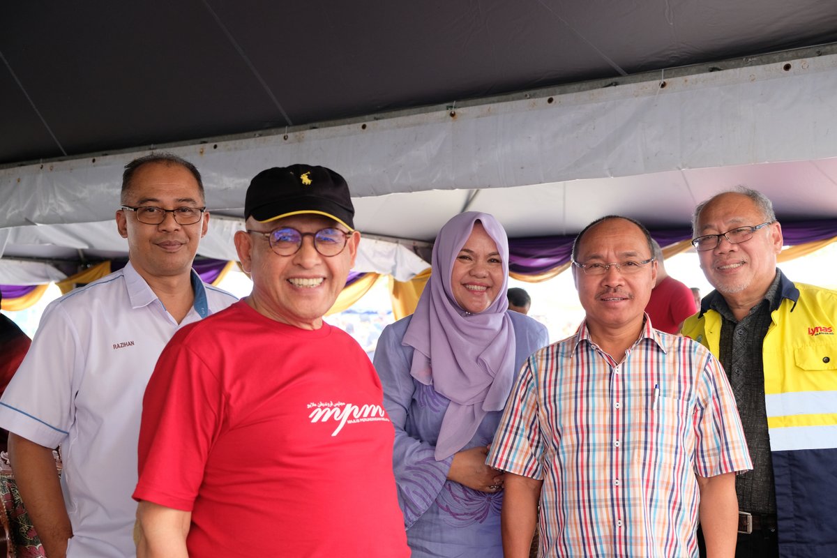 At Lynas, we’re proud to contribute to Malaysia’s prosperity and development by employing locally, buying locally, developing local industry, training &amp; skills, and by supporting local health, sport and education initiatives, as well as disadvantaged members of our communities.