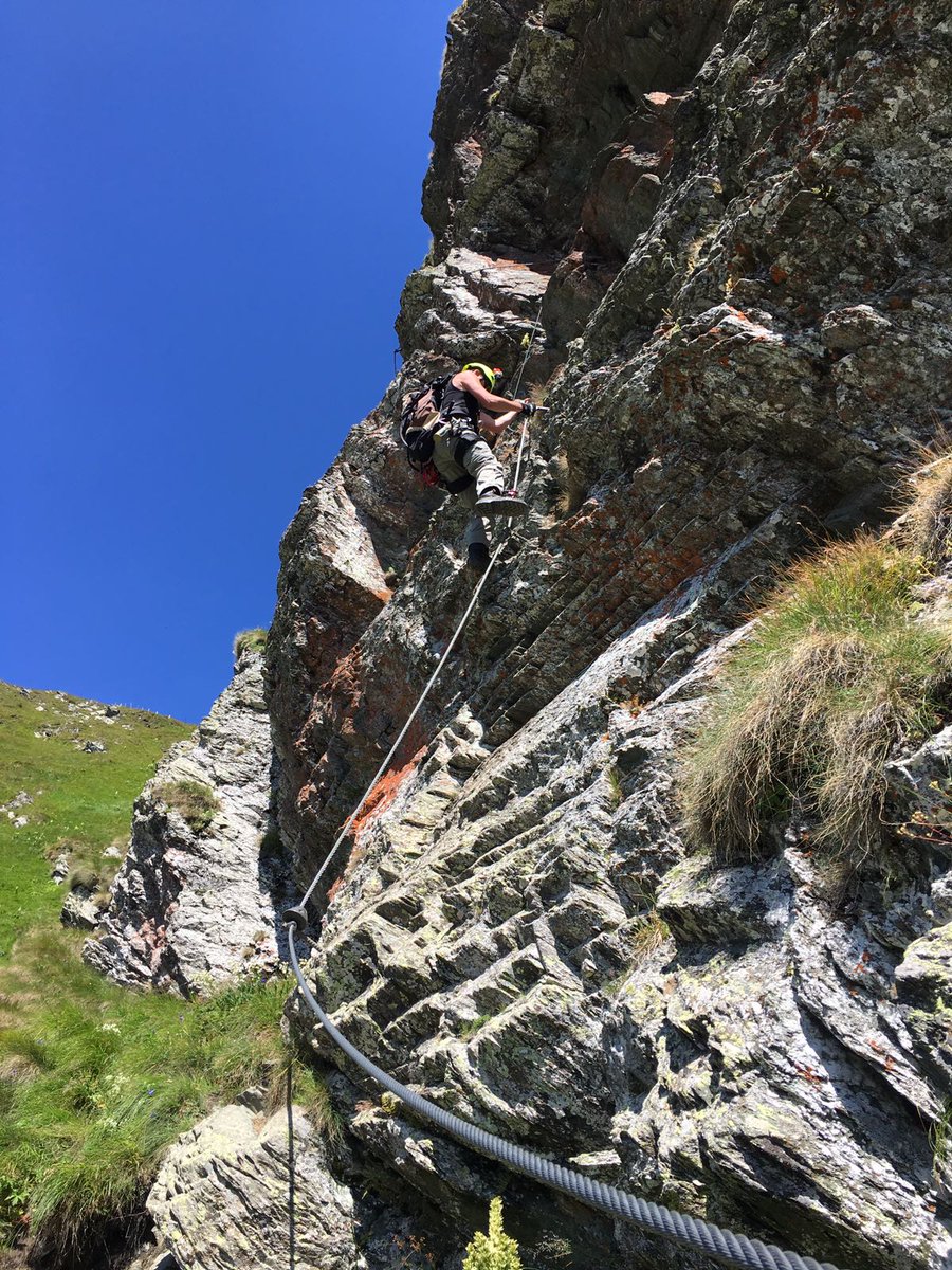 Almhaus Müller tweet media