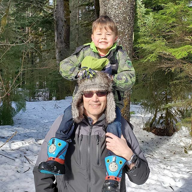 This little 4 year old hiker is getting too big for my liking ...😬 @fearlessbackpacker .
.
. .
.
.
.
.
.

#nature #getoutside  #wildernessculture #getoutstayout #outdoors  #backpacking #explore #hiking #adventure #wilderness #hikingtrails #trekking #… ift.tt/32kOHs1