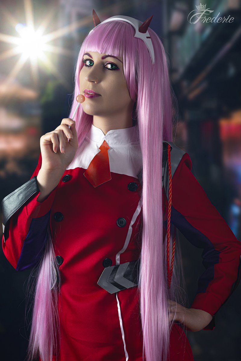 FrederieCosplay's tweet photo. ❤️"𝘐 𝘵𝘩𝘪𝘯𝘬 𝘐 𝘩𝘢𝘷𝘦 𝘵𝘢𝘬𝘦𝘯 𝘢 𝘭𝘪𝘬𝘪𝘯𝘨 𝘵𝘰 𝘺𝘰𝘶. 𝘞𝘰𝘯’𝘵 𝘺𝘰𝘶 𝘣𝘦 𝘮𝘺 𝘥𝘢𝘳𝘭𝘪𝘯𝘨?" ~ Zero Two
I have a new Ko-fi goal: https://t.co/RLvzJoJigr
#frederie #cosplay #frederiecosplay #cosplayer #zerotwo #cosplaydeviant #darlinginthefranxx #nerd #anime https://t.co/JxMovH3FQF