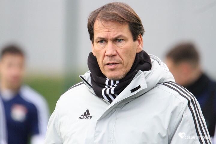Coeur_de_Gone's tweet photo. @RudiGarcia sera l’invité de @BreakingFootRMC ce soir à partir de 20h sur RMC 👂🏼📻
#TeamOL #BreakingFoot #RMClive
©️📸 @DeleruellePeggy https://t.co/RJdc6A71Bu
