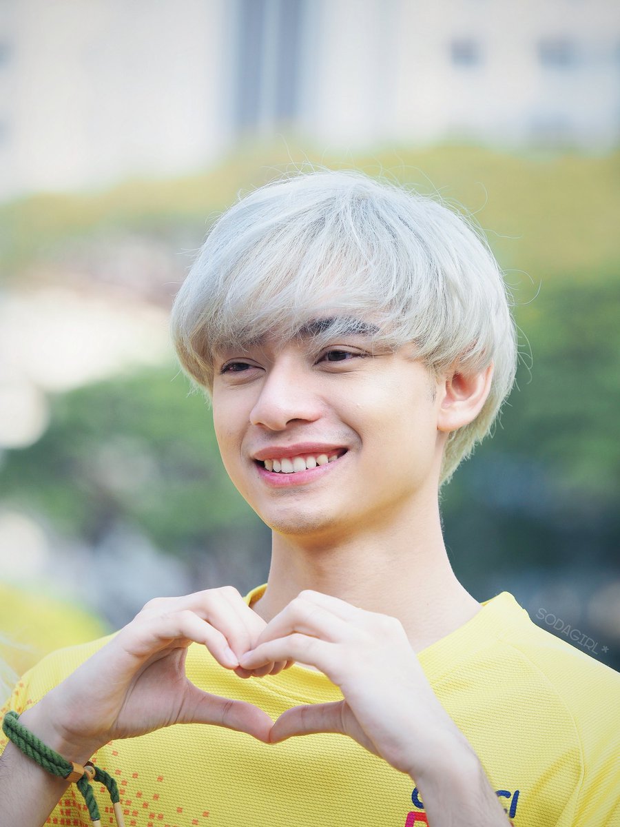 ssodagirll's tweet photo. 'Run' เธอไม่วรรค .. 'รัก' เธอไม่เว้นวัน 💚 @kaownah9
.
#CUSCIRUN2020xKaownah 
#CUSCIRUN2020
#มุกเสี่ยวเกี้ยวก้าวหน้า
#ก้าวหน้าครับผม 
#Kaownah https://t.co/3eSEKchFTe