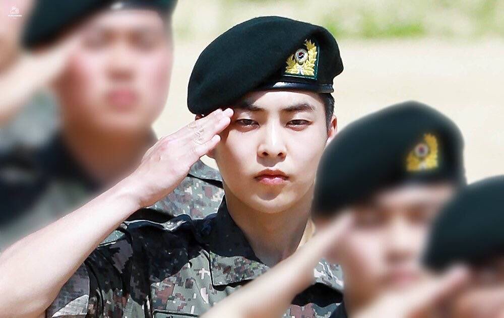 CHANSOOperior's tweet photo. The no. of confirmed coronavirus patients in the korean military is now at 11 and Currently 7.7K soldiers are being quarantined and being isolated at their militaty bases 😭to all d Korean soldiers out there especially to our precious kyungsoo &amp; minseok pls be safe and healthy🙏🏻 https://t.co/eIm9oW33Gv