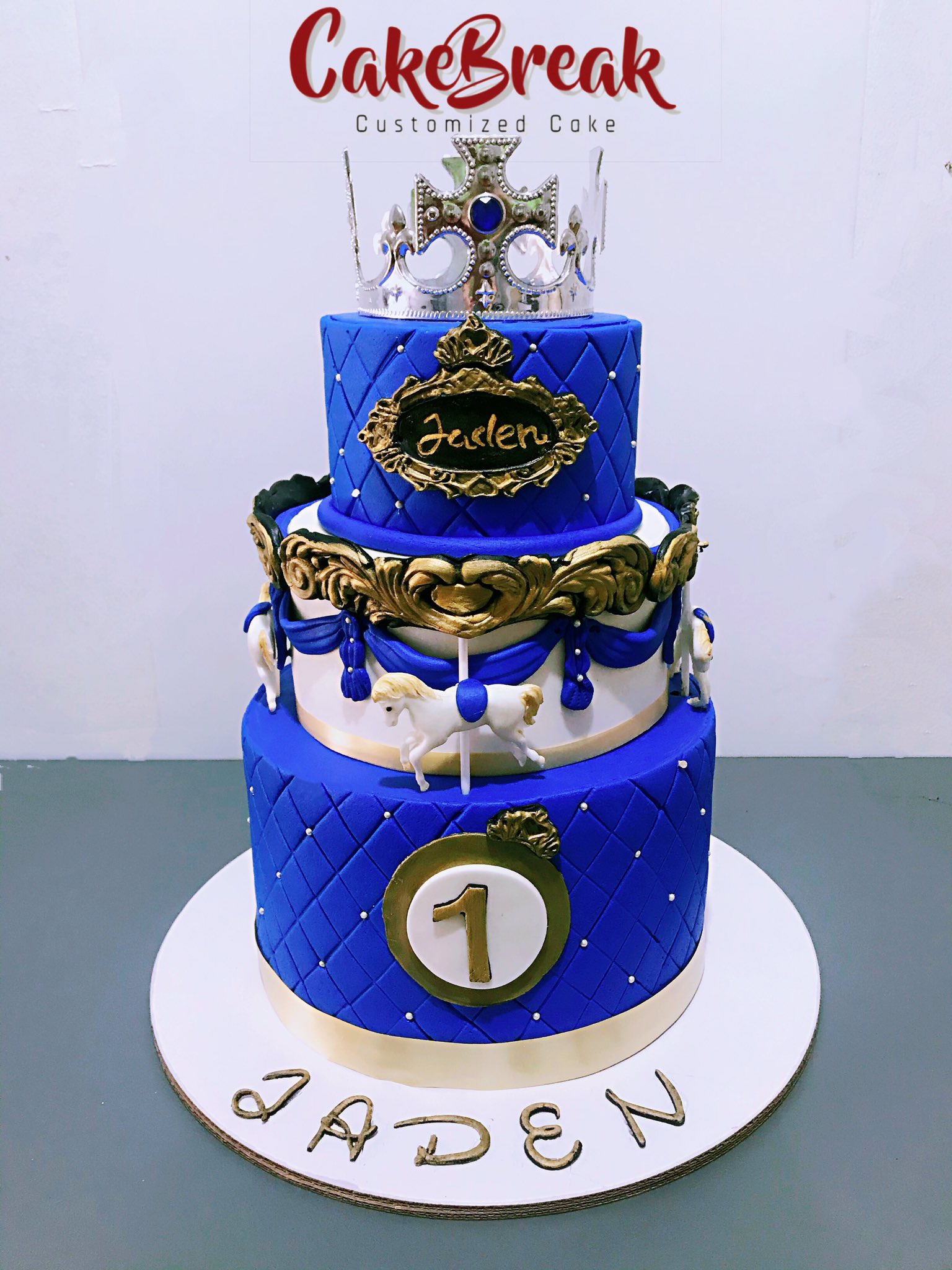 Aggregate 82+ prince theme cake best in.daotaonec