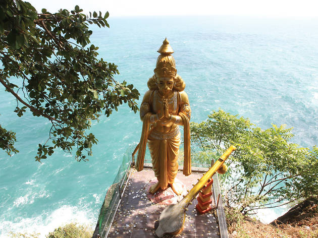 Anjum_Lokh's tweet photo. Serenity in Srilanka!
Experience tranquility at top of the hills, where the famous Koneswaram Temple, Thirukonamalai, Srilanka is located.
For a “Me Time”,visit destination - #Srilanka via #OutoundboundKonnections (#OK)–9820879052/8693888371.
#walkerstours #wanderlust #travel https://t.co/uX2KeUnbe6