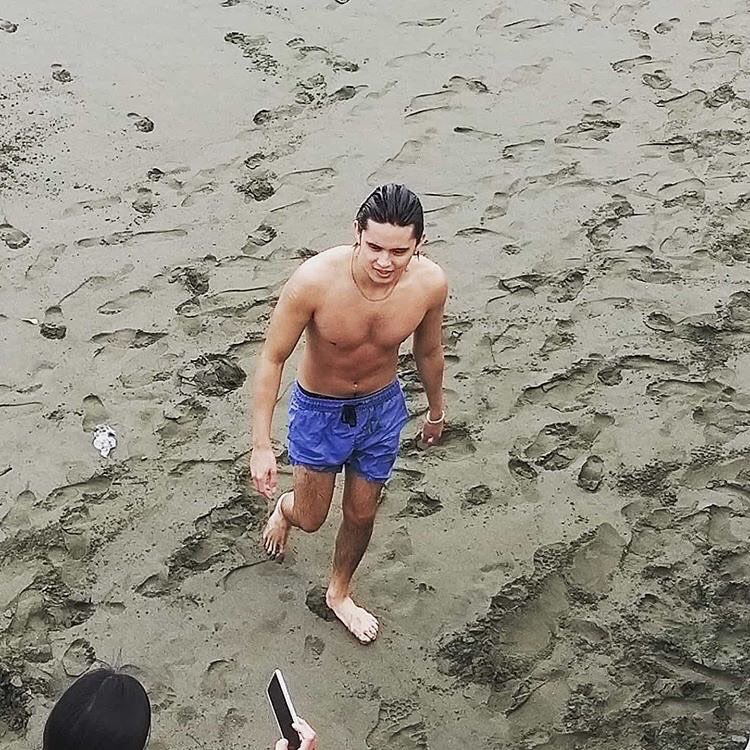leigh3112's tweet photo. James Reid spotted in Baler😍#wheninbaler #jamesreid ©ayhancredible https://t.co/SKOqPkhBlN