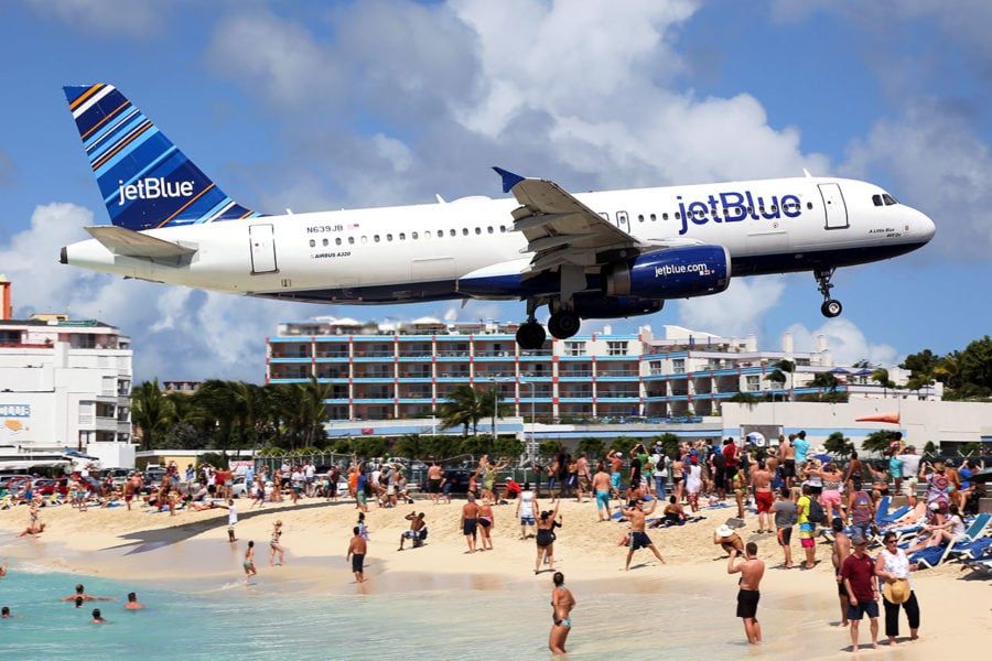 ET_abroad's tweet photo. Everyone wants to save money when they travel, and flying can be expensive. Here's how I use budget airlines to score cheap flights around the world! #budgetairlines #BudgetTravel #lowcostairlines https://t.co/osQQqOpdvU by @expertvagabond https://t.co/Wkf1dNMafz