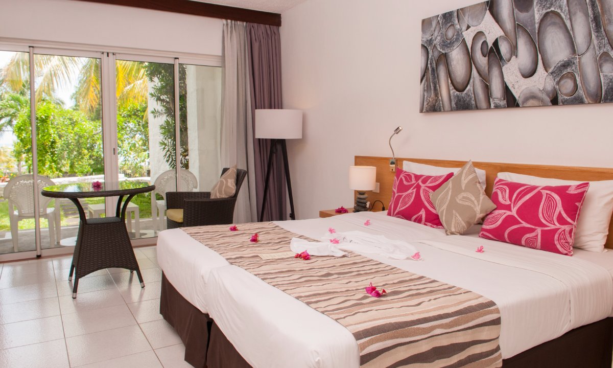 HolidayPackag10's tweet photo. ✨ Casuarina Mauritius✨- 5Nts From R11 648pps - 7Nts From R13 248pps. Incl flights, Breakfast and Dinner. BOOK NOW - Call 010 023 0766 or https://t.co/BR4PvRrsrp . Valid 01 May – 31 May 2020 https://t.co/HEQHFwg9G1