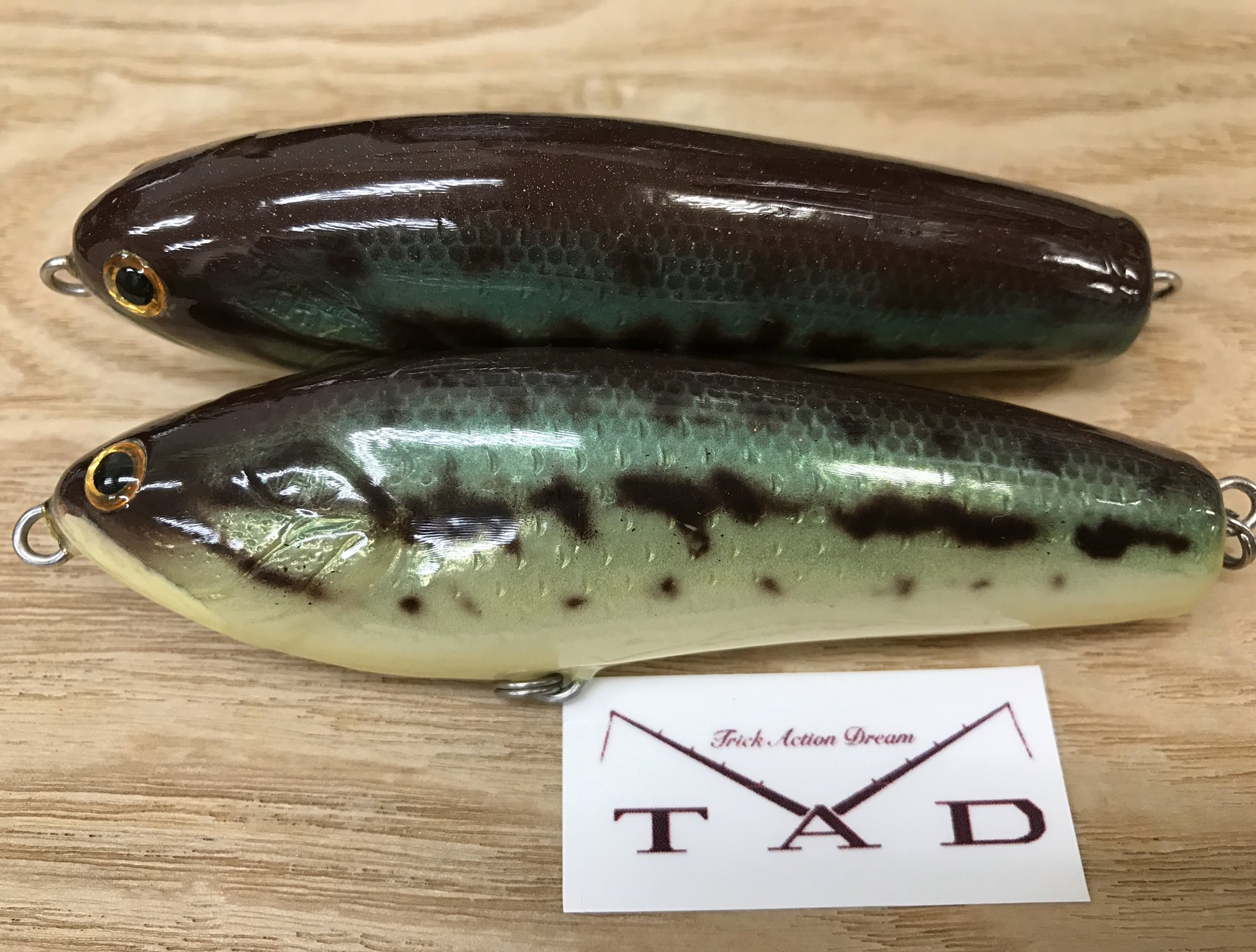 The Bait Tad Lure En Twitter エディペンシル 100 ブラウンバスカラー 時期的に 少し早い気がするけど すでにブラウンカラーが 動き始めた Tadlure トップウォータールアー ボート釣り バス釣り バス ブラックバス 釣り好き バスルアー