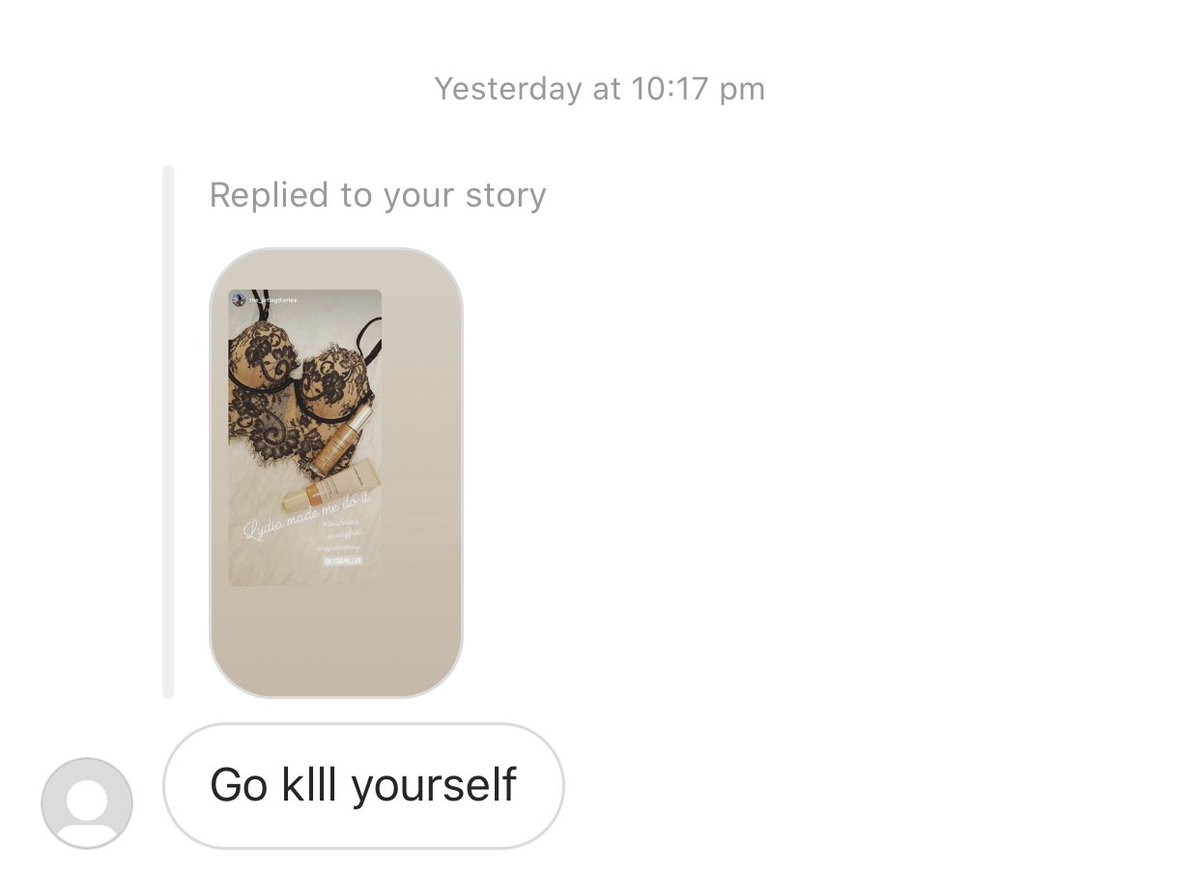 LydiaEmillen's tweet photo. Happy Monday everyone here’s my weekly reminder just in case I forget https://t.co/2Pv9eFtj4b