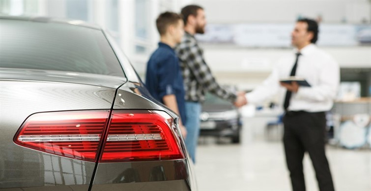 Haftanın Dikkat Çeken Araç Kampanyaları

Detaylar:seriaraba.com/haftanin-dikka…  #kampanya #dolar #izmirdeprem