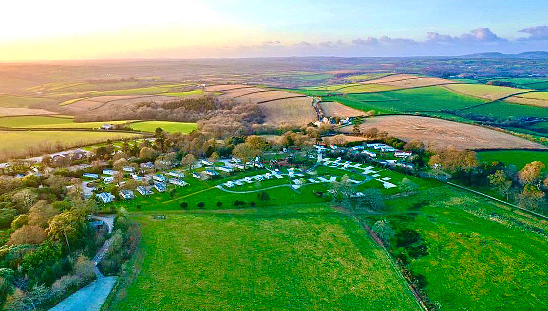 Fantastic mid week break
💬Lovely Clean and Quiet Park set amongst awesome mature trees. Great walks from the park and very friendly staff. Great Views down the valley and a dawn chorus that set me up for the day. Really enjoyed our stay. We will be back. Thank you💬 <a href="/TripAdvisor/">Tripadvisor</a>