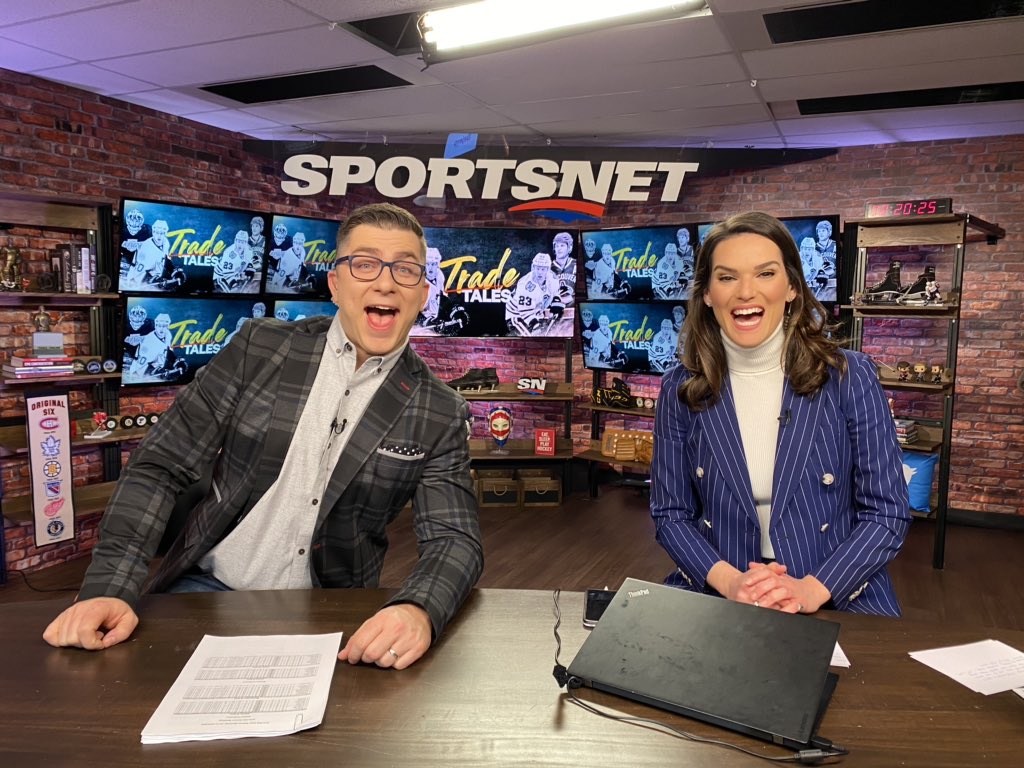 Steve_Dangle's tweet photo. Kids Table in the building. #SNTrade #MuppetFace https://t.co/dICpnzSxgn