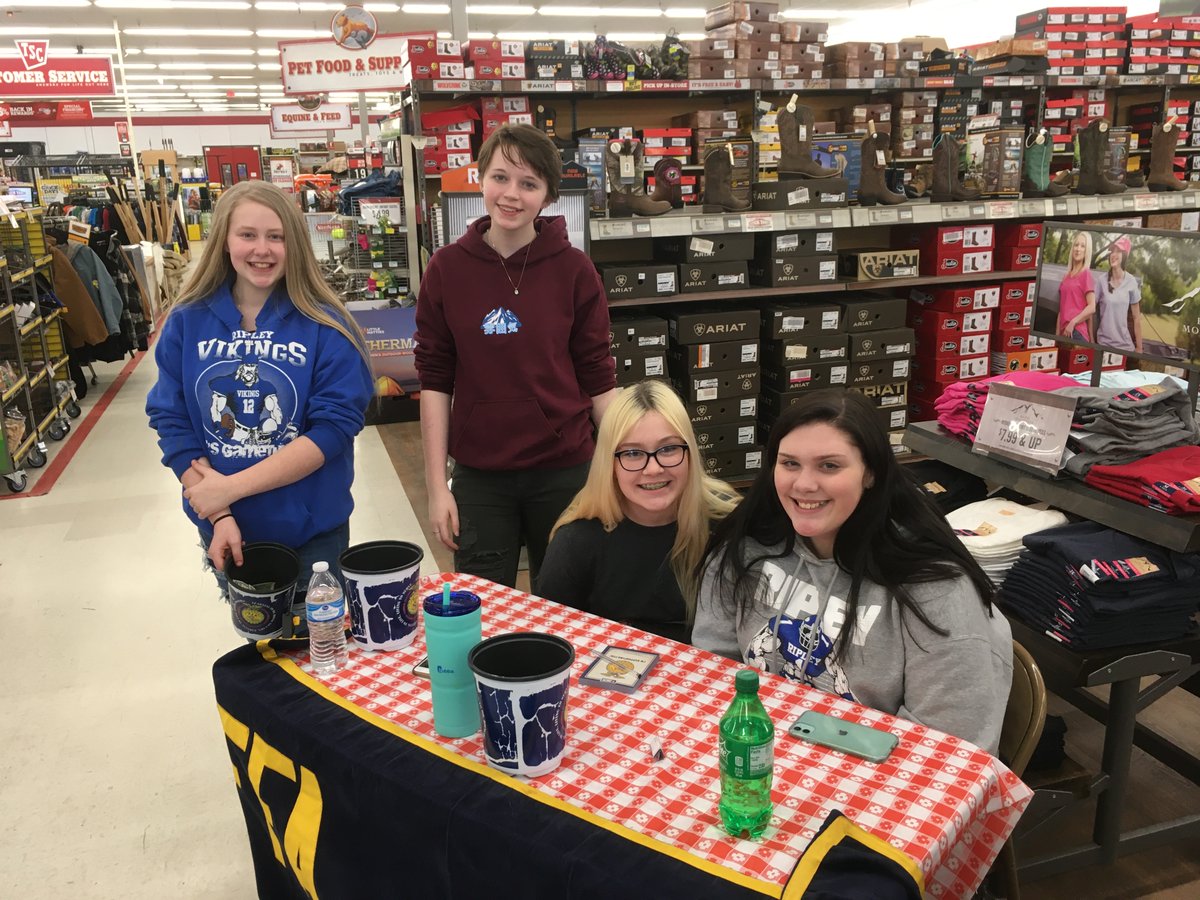 RipleyWVFFA's tweet photo. Join us at the Ripley @TractorSupply store this week for #GrantsForGrowing
So far, we have raised over 25% of our $4000 GOAL!
Donations will be collected through March 1 https://t.co/a4LgzhWG3P