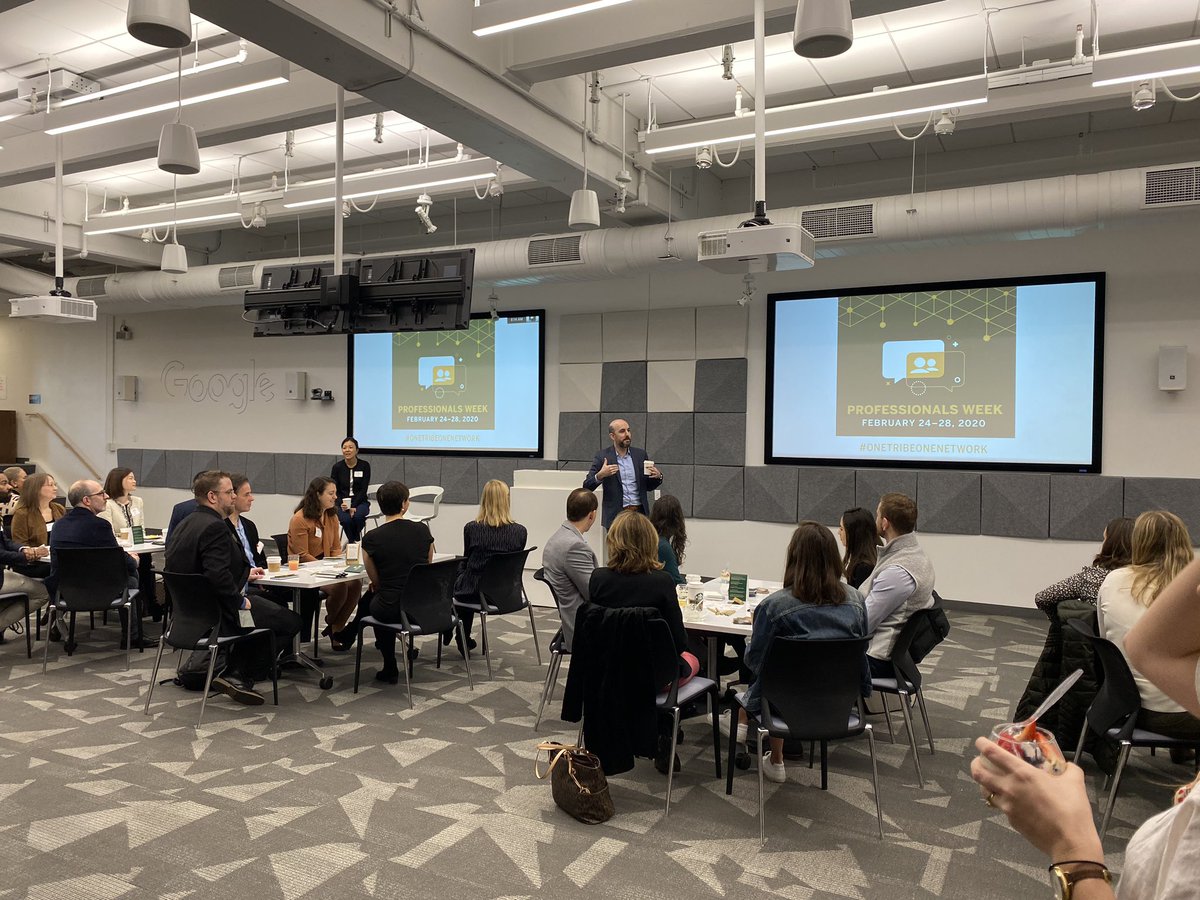 Great turnout this AM for #onetribeonenetwork event for <a href="/WMAlumni/">W&M Alumni</a> at <a href="/Google/">Google</a>: networking, data analytics and storytelling!