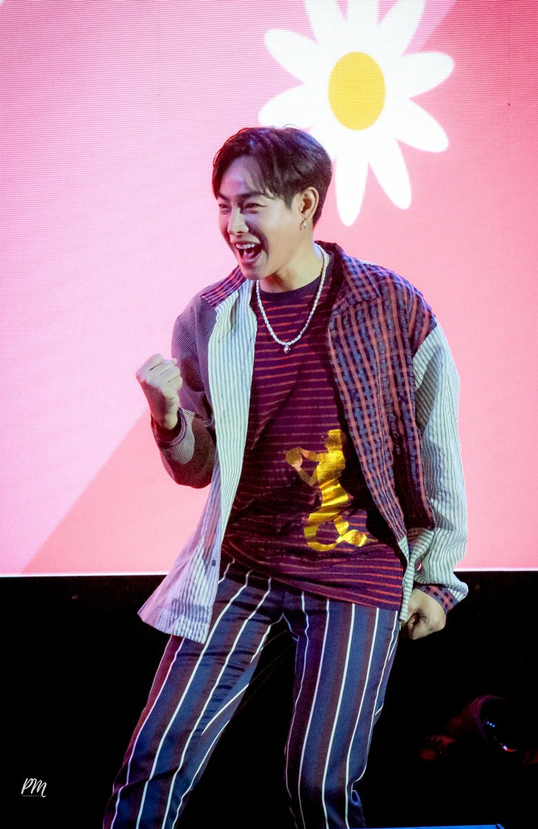 PePPerMinTzzzz's tweet photo. รางวัลวิ่งน้อยแต่วิ่งนะเป็นของพิคแล้ว เย้ 😝😝😝
#เป๊กผลิตโชค
#PeckPalitchoke
#KohFunRunxPECK
#โก๋แก่ลันเตาxPeck
#palitgallery
#PMzPHOTO https://t.co/7B9spEPVr0