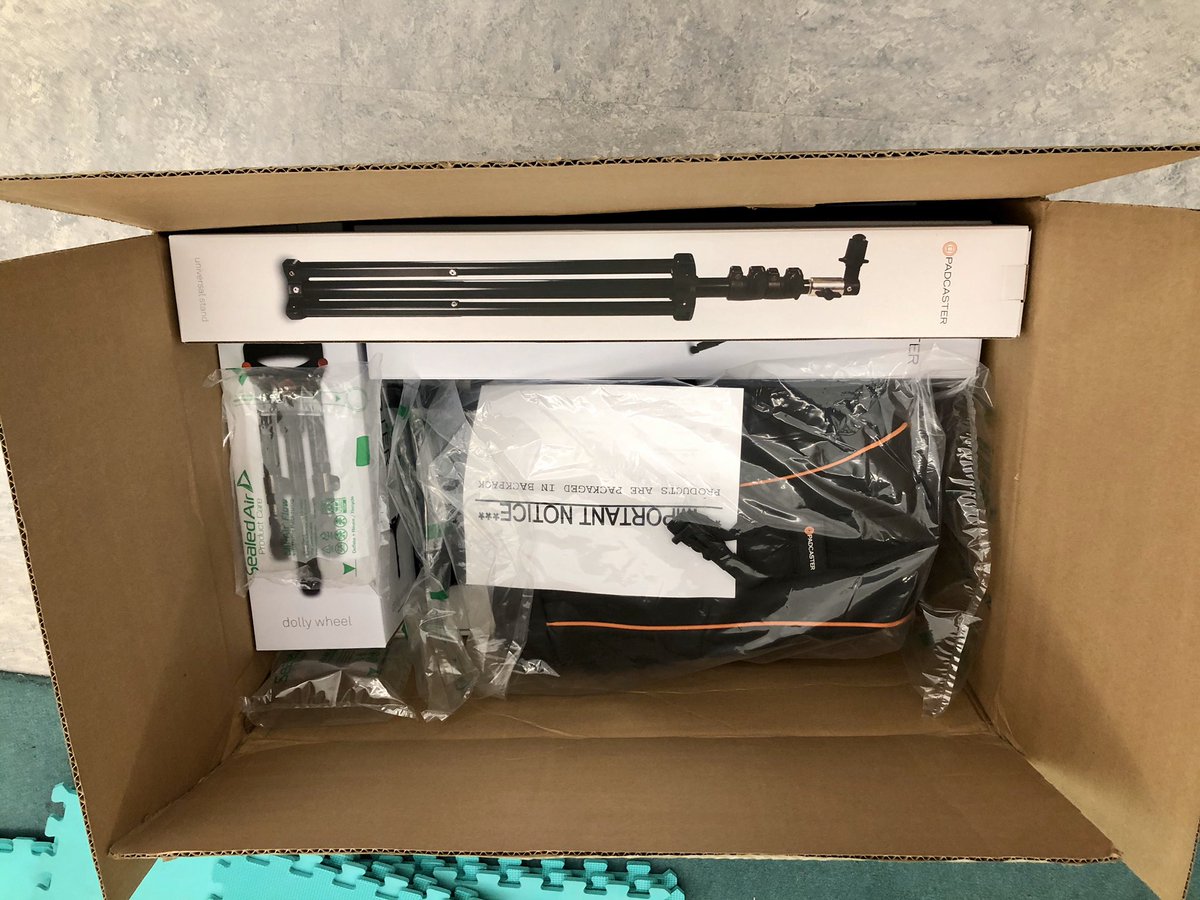I'm one happy teacher right now! Just returned from Feb. break to our grant winnings package! Thank you <a href="/PeabodyEd/">PeabodyEd Foundation</a>  <a href="/PeabodyPublic/">Peabody Public</a> <a href="/higginshawks/">HigginsMiddleSchool</a> for fab <a href="/padcaster/">Padcaster</a> studio!  "Cultivating Compassion on a GS" productions will hit a whole new level! #GRATEFUL💚 <a href="/DoInkTweets/">DoInk Tweets</a> <a href="/WeVideo/">WeVideo</a>
