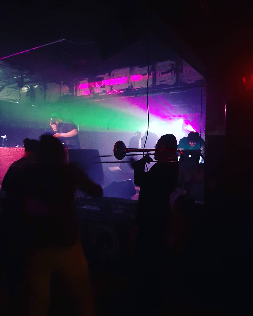 raudramusic's tweet photo. Shout out to the dude who played trombone at the end of my set. Shit was on point.

Photo credit - Tina Francine 
#Reignforest #OniAudio #Philadelphia #AspireHigher #LeftRite #DrumandBass #dnb https://t.co/2DqFhJqL5B
