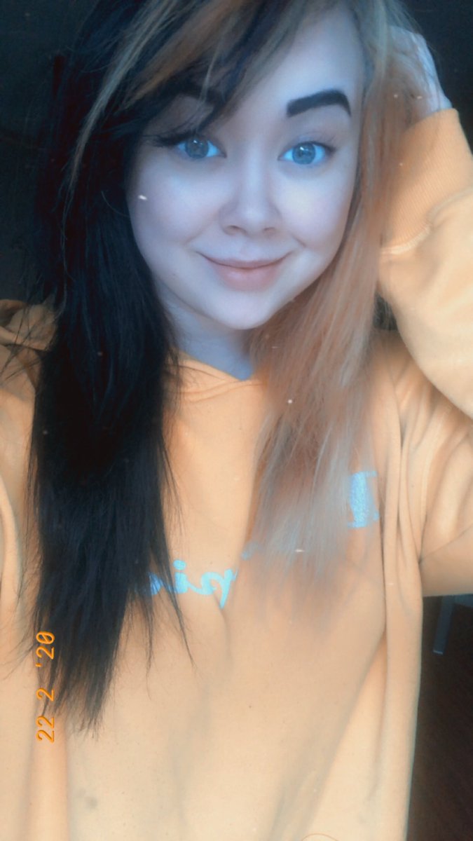 GatesOfTenshi's tweet photo. || Happy Munday? https://t.co/RYwcudjhbx