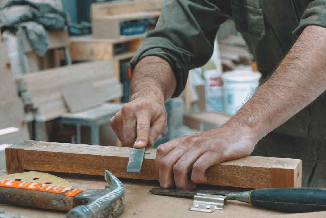 CapitalDesignBo's tweet image. Empezamos la semana lijando, para lograr el acabado deseado en esta pieza. 👌🏽

capitaldesignbogota.com