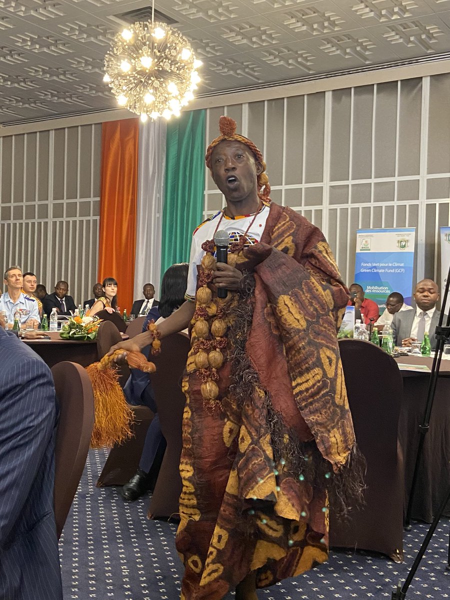 Cathy Diam tweet media