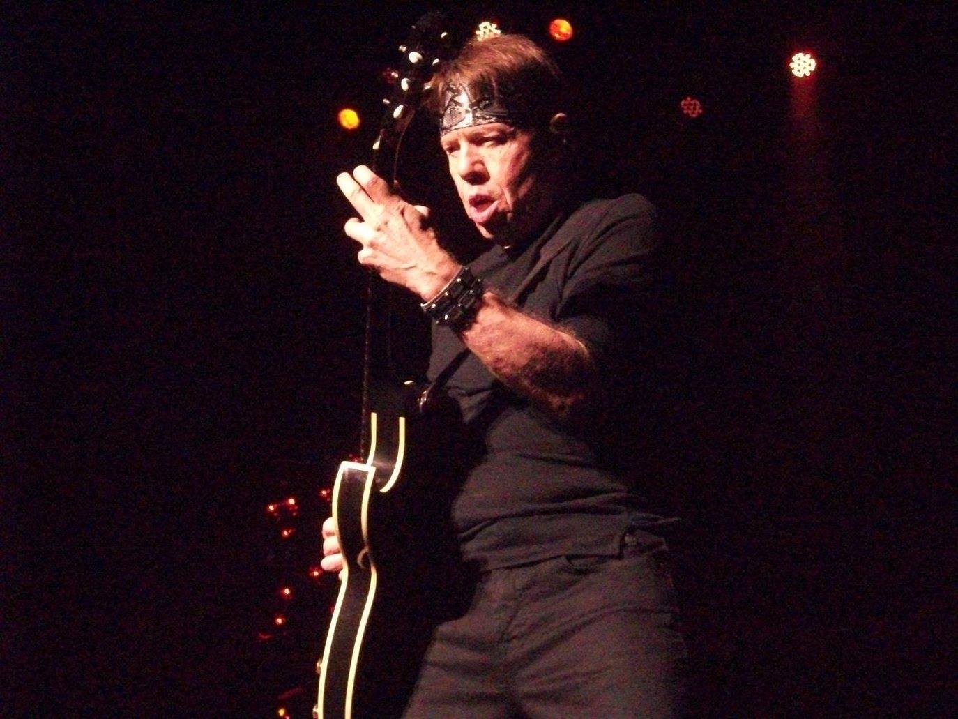 Happy birthday to rock icon, George Thorogood! 
