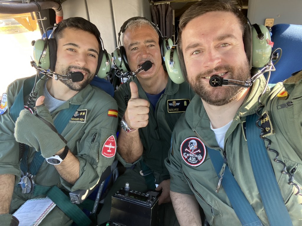 maruat43's tweet photo. 2 aviones anfibios #apagafuegos del #43grupo 🇪🇸✈️💦🔥🌲del @ejercitodelaire vamos de camino a 🇮🇨#GranCanaria, haciendo escala técnica en #Málaga para ayudar en lo posible con los #IFGranCanaria #FuerzaGranCanaria 💪🏻 https://t.co/vphdZcrCwR